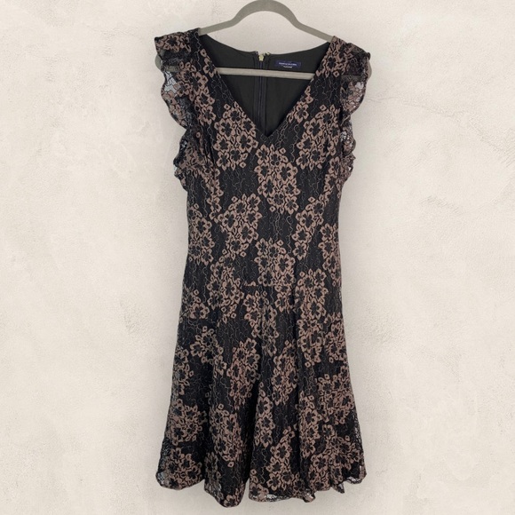 Tommy Hilfiger Women’s Lace Dress Size Small 0065 - Picture 1 of 7